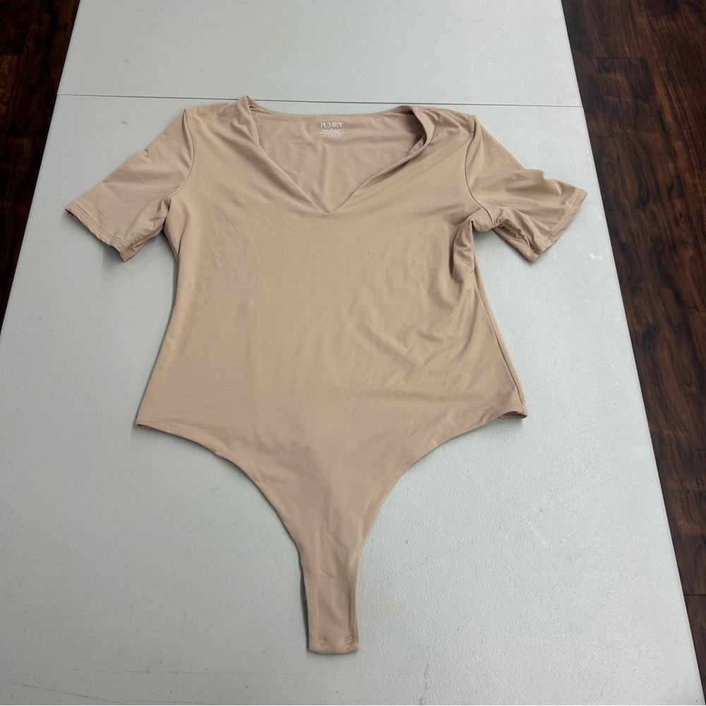 Pumiey Elegant Tan V-Neck Bodysuit